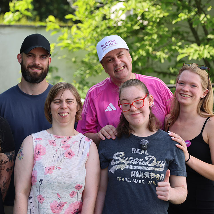Fünf Menschen in Pulheim